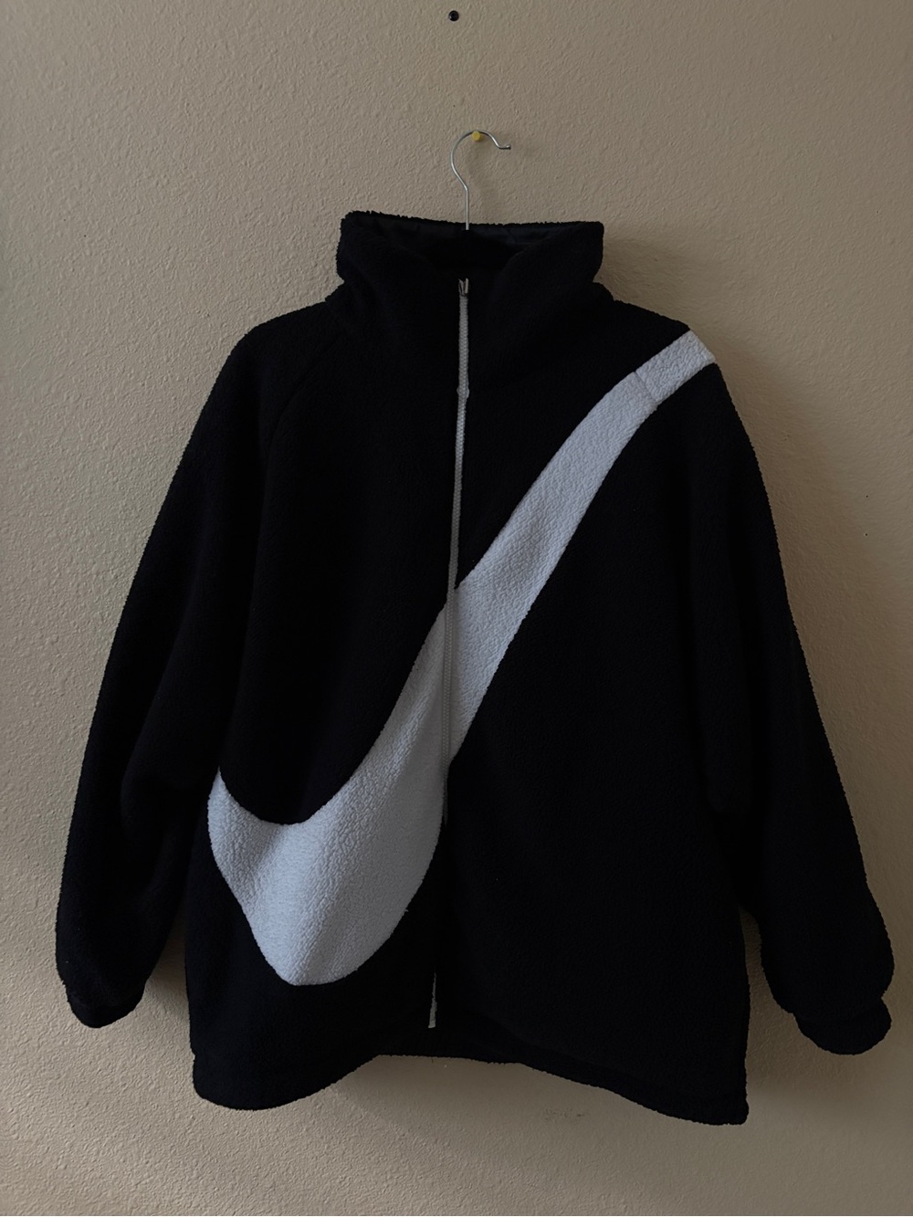 Reversible Nike Black & White Logo-Graphic Sherpa and Windbreaker Jacket